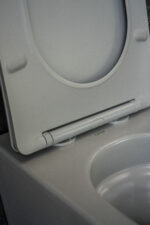 ATTIUM SERICA INODORO CORTO + ASIENTO GRIS - Imagen 6
